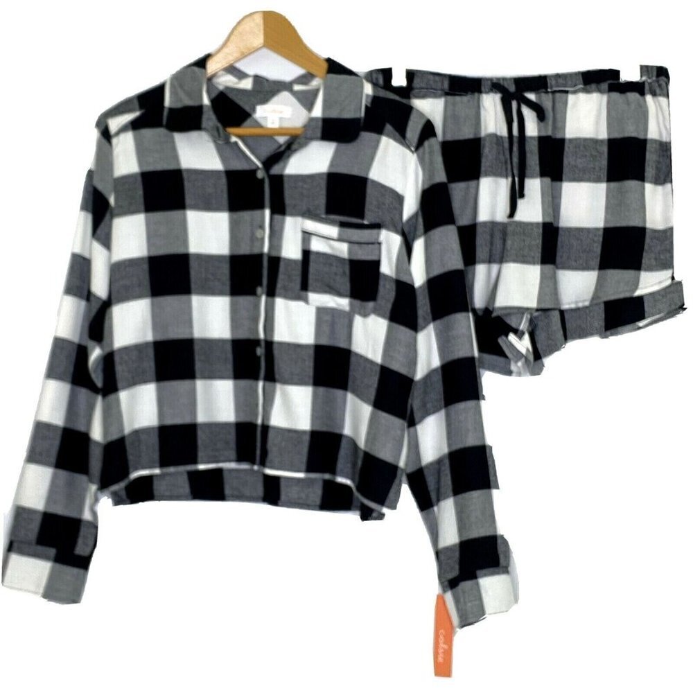 Colsie Women's Medium Plaid Flannel Pajamas L/S Button Front Shorts Black White